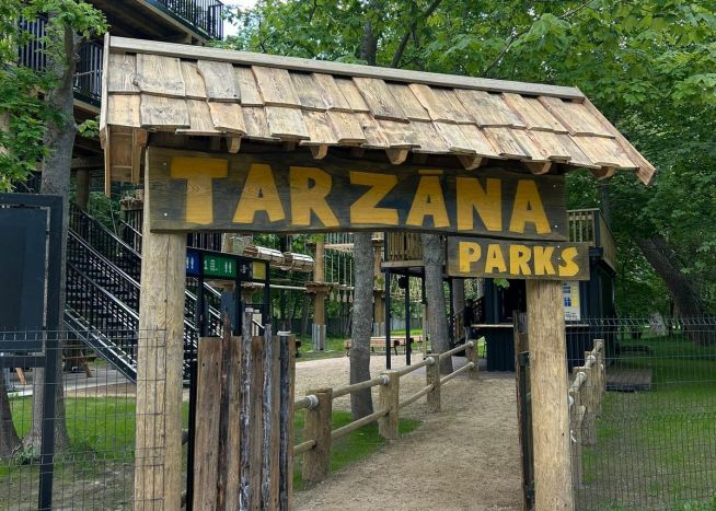 Tarzāna trases